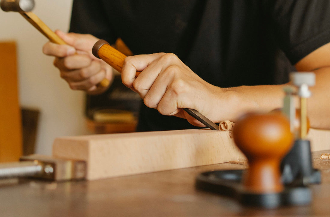 Why Handmade Oak Gifts Make the Perfect Present for Any Occasion