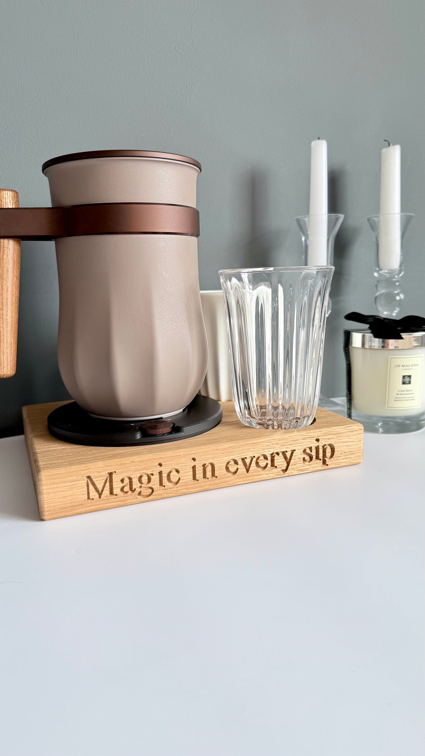 Luxury Handcrafted Oak Tray – Personalised Velvetiser Holder for Hot & Cold Chocolate