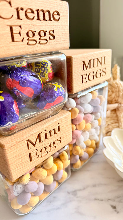 Personalised Mini Egg & Crème Egg Jar – Solid Oak Lid